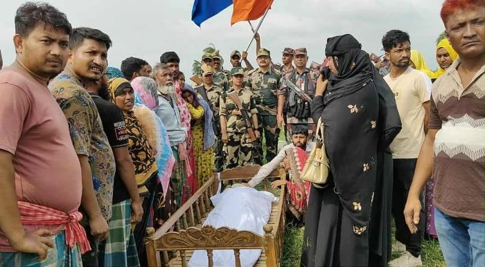 বেনাপোল সীমান্তের শুণ্য রেখায় বাবাকে শেষ দেখা মেয়ের